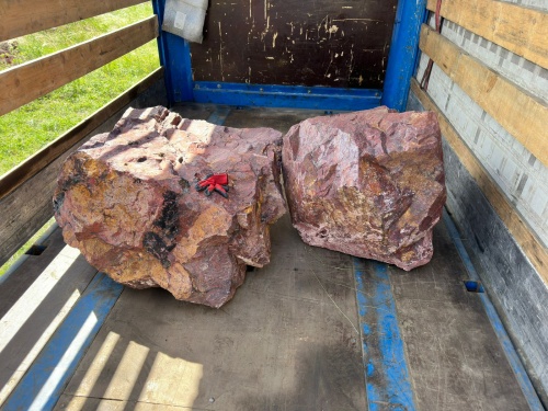 Ландшафтные глыбы красно-фиолетовые 200-1000 килограмм купить в Элисте