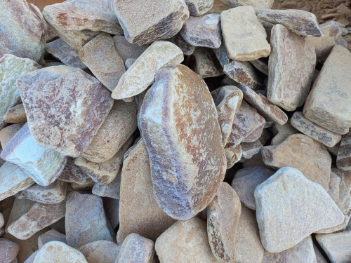 Златолит жёлтый, жёлто-зелёный глыбки и валуны для ланшафтного дизайна купить в Элисте