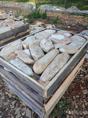 Златолит жёлтый, жёлто-зелёный глыбки и валуны для ланшафтного дизайна купить в Элисте