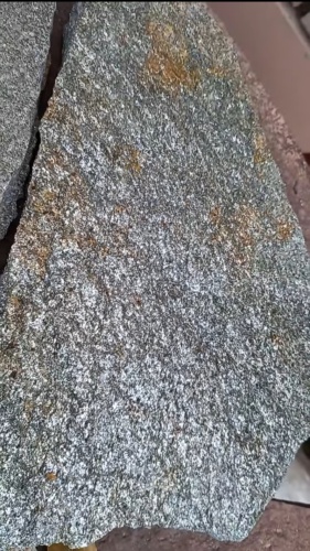 Плитняк златолит серебристый для цоколя, отмостки купить в Элисте