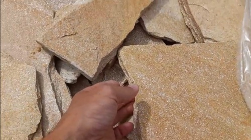 Плитняк златолит жёлтый золотистый для отмостки купить в Элисте