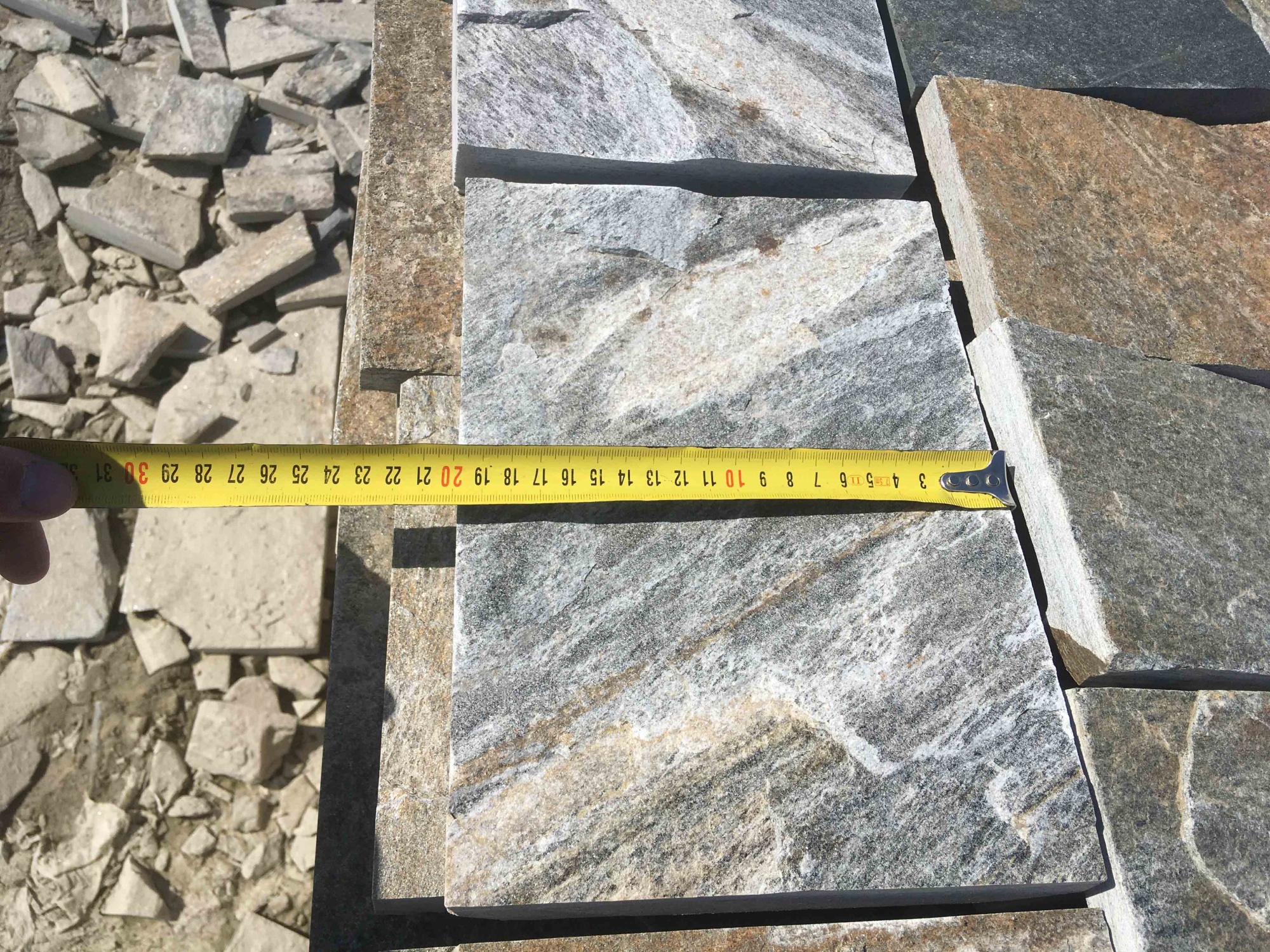 Плитка пилёная златолит Уральский для фасада купить в Элисте