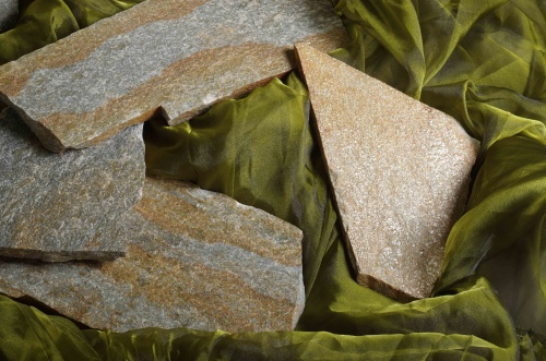 Плитняк златолит Уральский  для фасада купить в Элисте