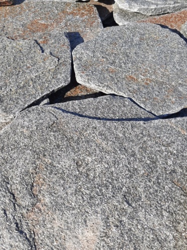 Златолит серебристый галтованный для лестниц купить в Элисте